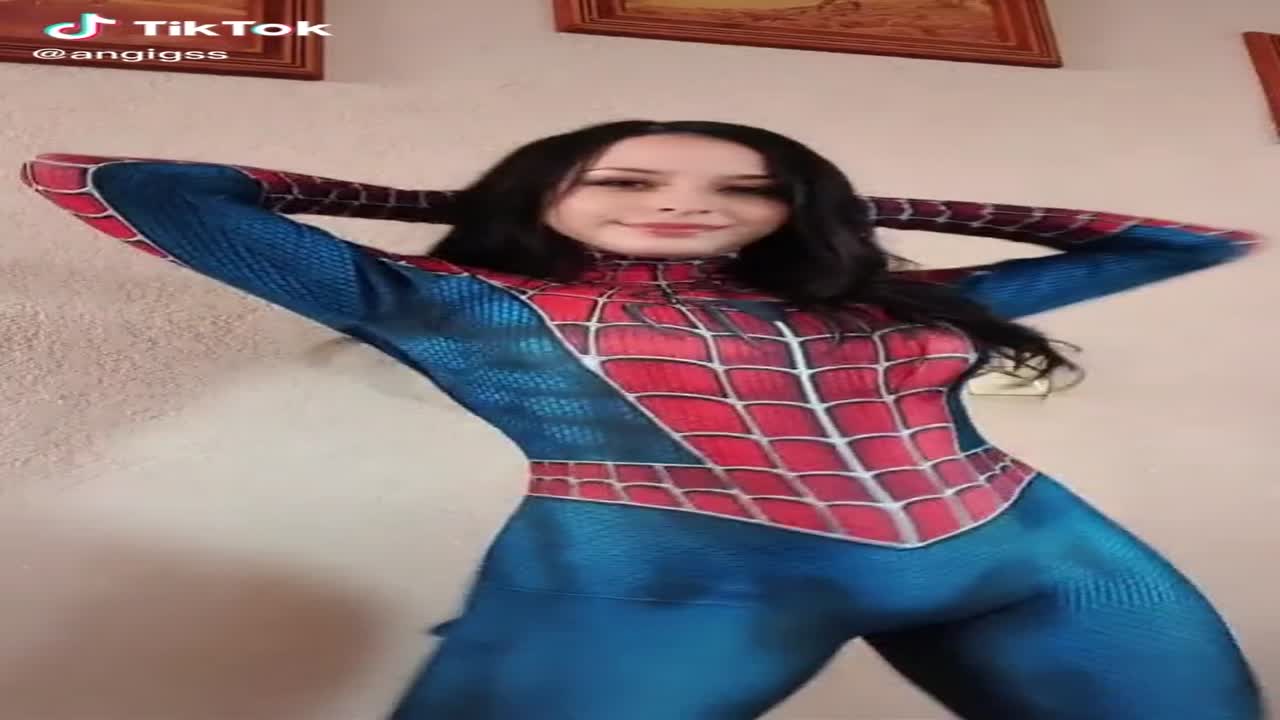 Mujer araña video